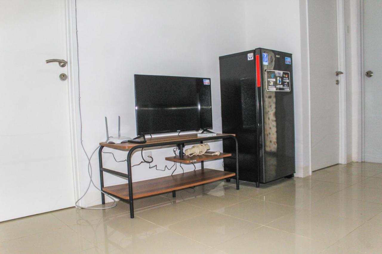 Appartement Comfy 2br Bassura Near Shopping Mall By Travelio